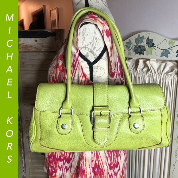 MICHAEL KORS CHARTREUSE GREEN PEBBLED LEATHER BAG - Picture 1 of 16
